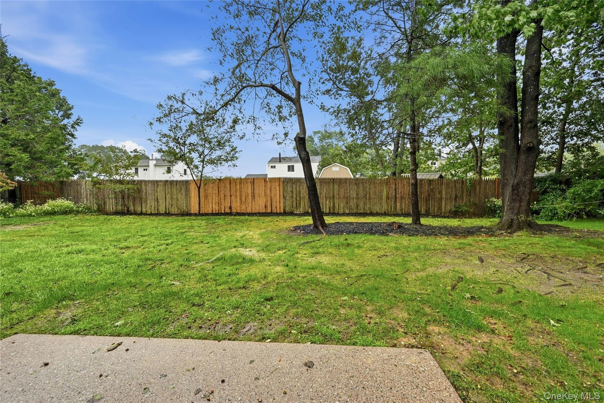 257 Edinburgh Drive Property Photo 31
