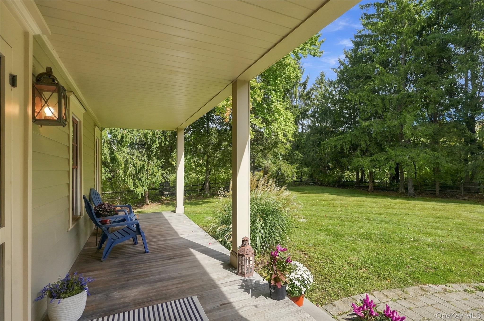 191 N Smith Road Property Photo 6