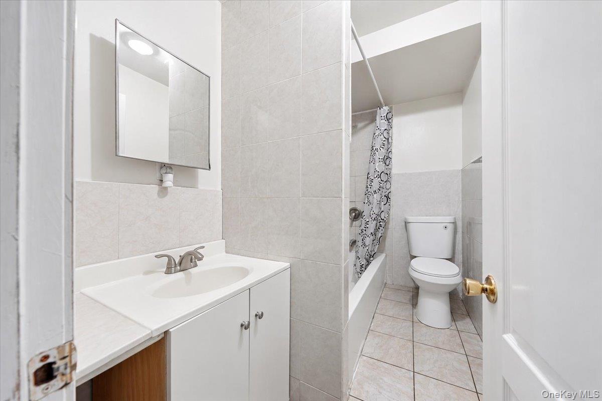 2050 Arthur Avenue Property Photo 16