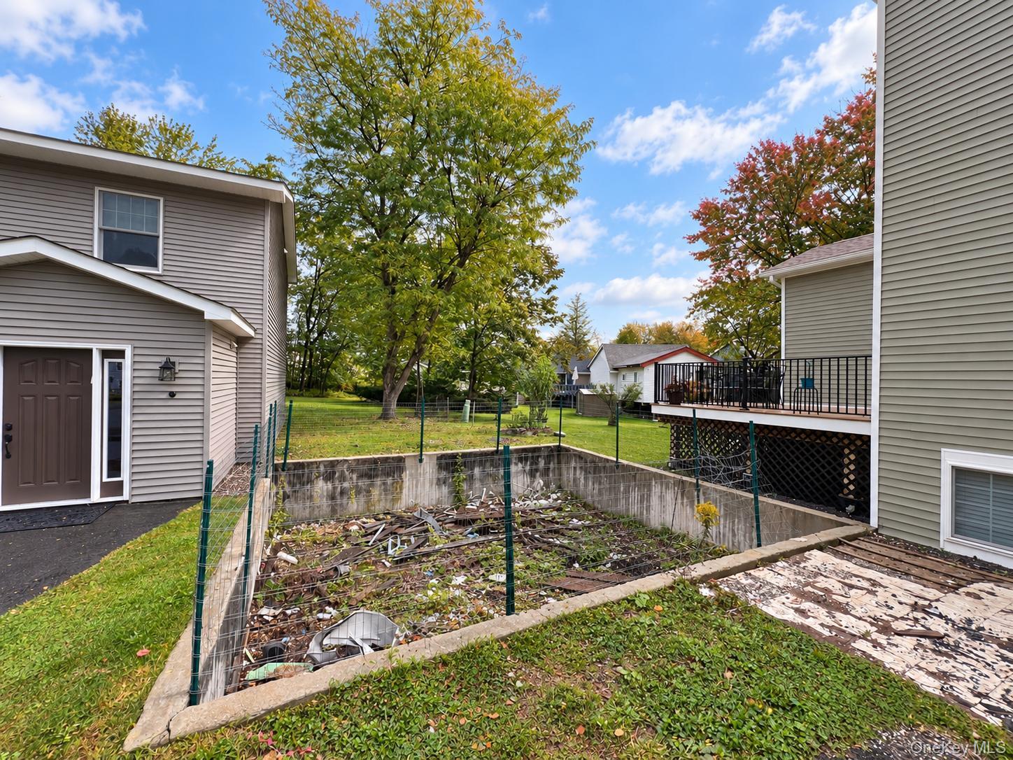 14 James Place Property Photo 1