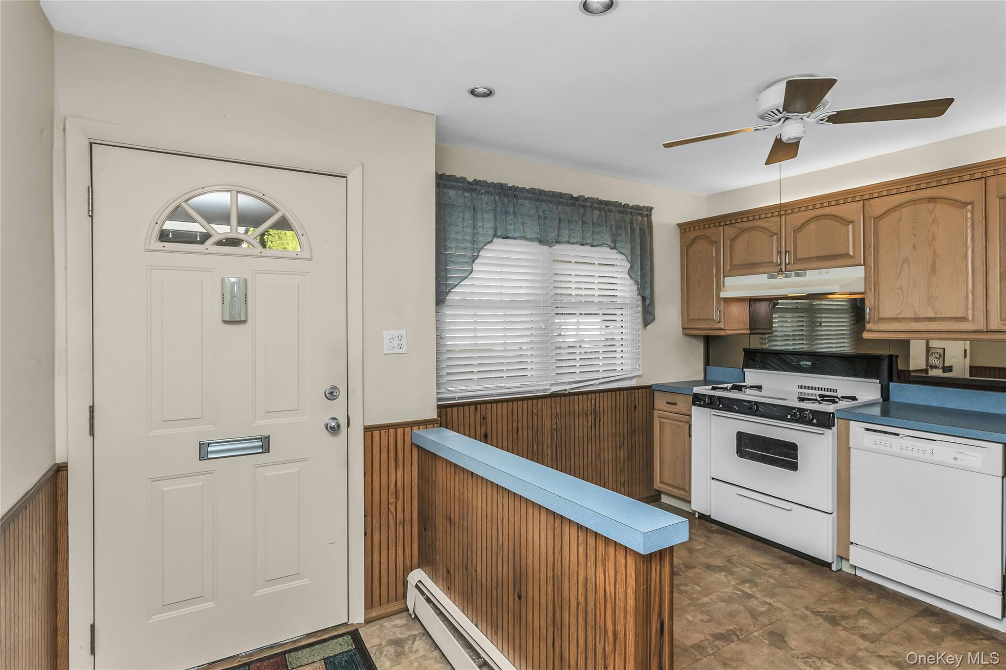 4426 Wilshire Lane 4426 Property Photo 4