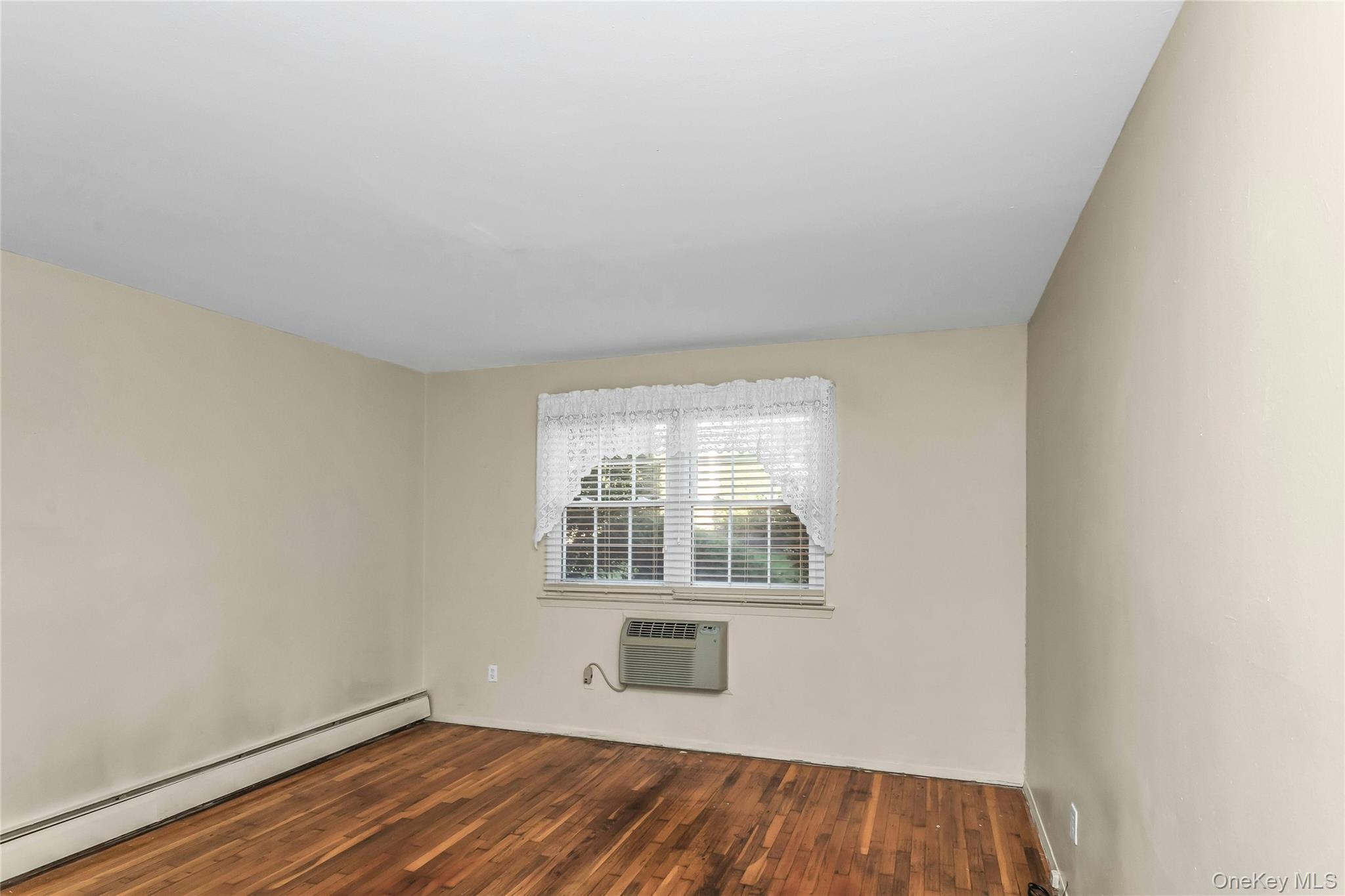 4426 Wilshire Lane 4426 Property Photo 15