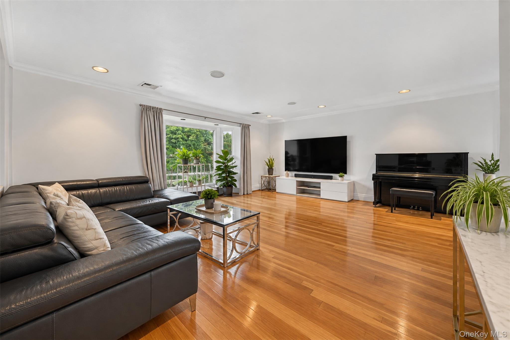 68 Hazelwood Drive Property Photo 4