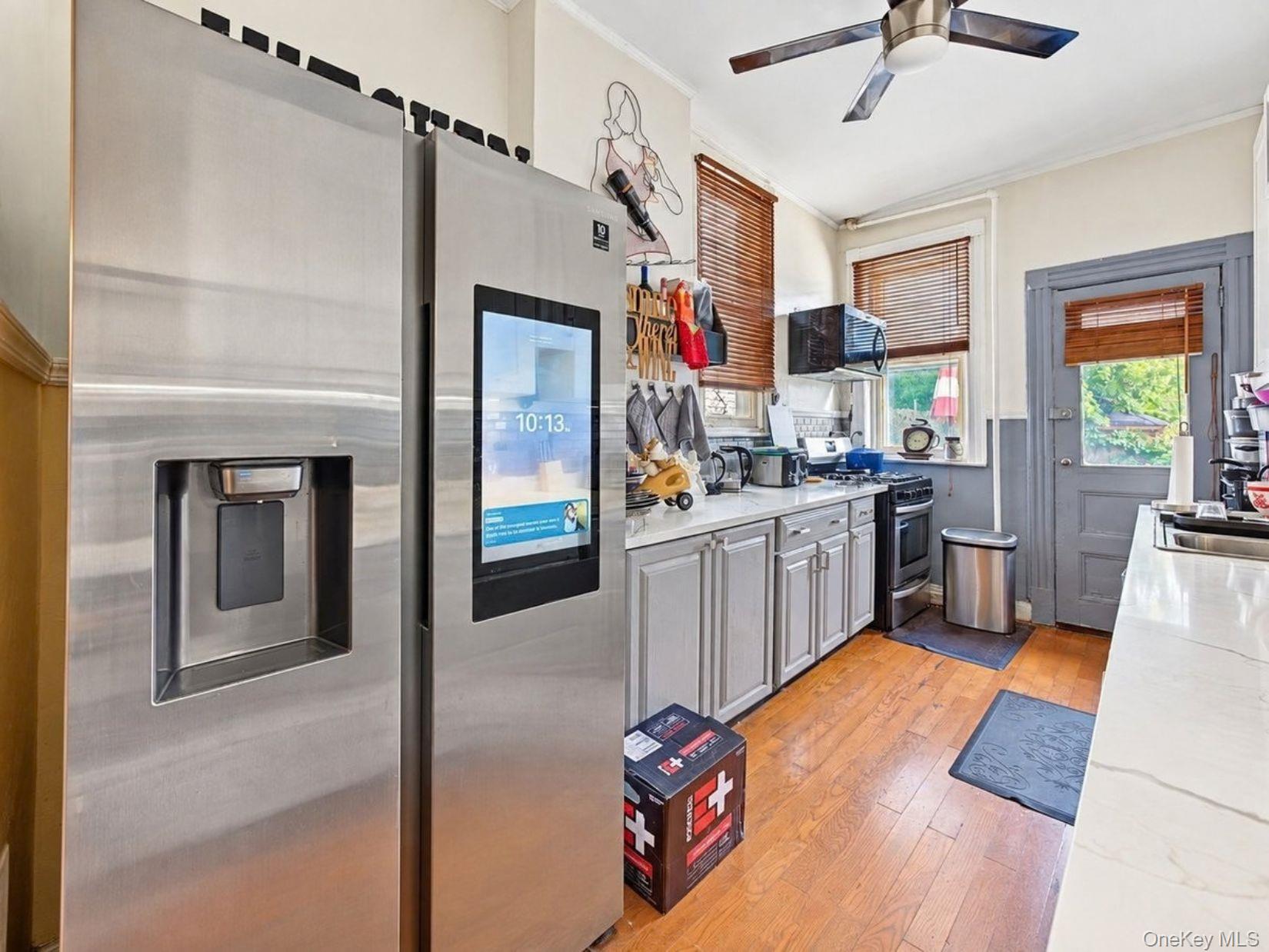 37 Grant Avenue Property Photo 8