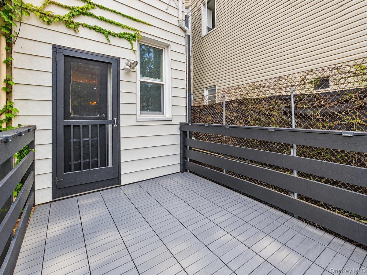 37 Grant Avenue Property Photo 27