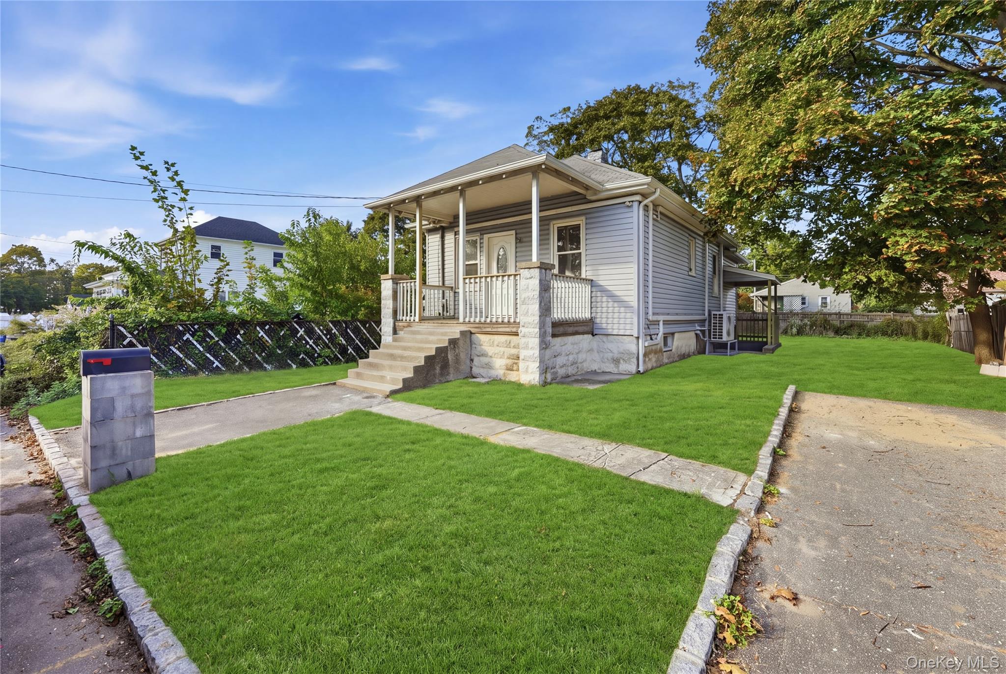 137 43rd Street Property Photo 1