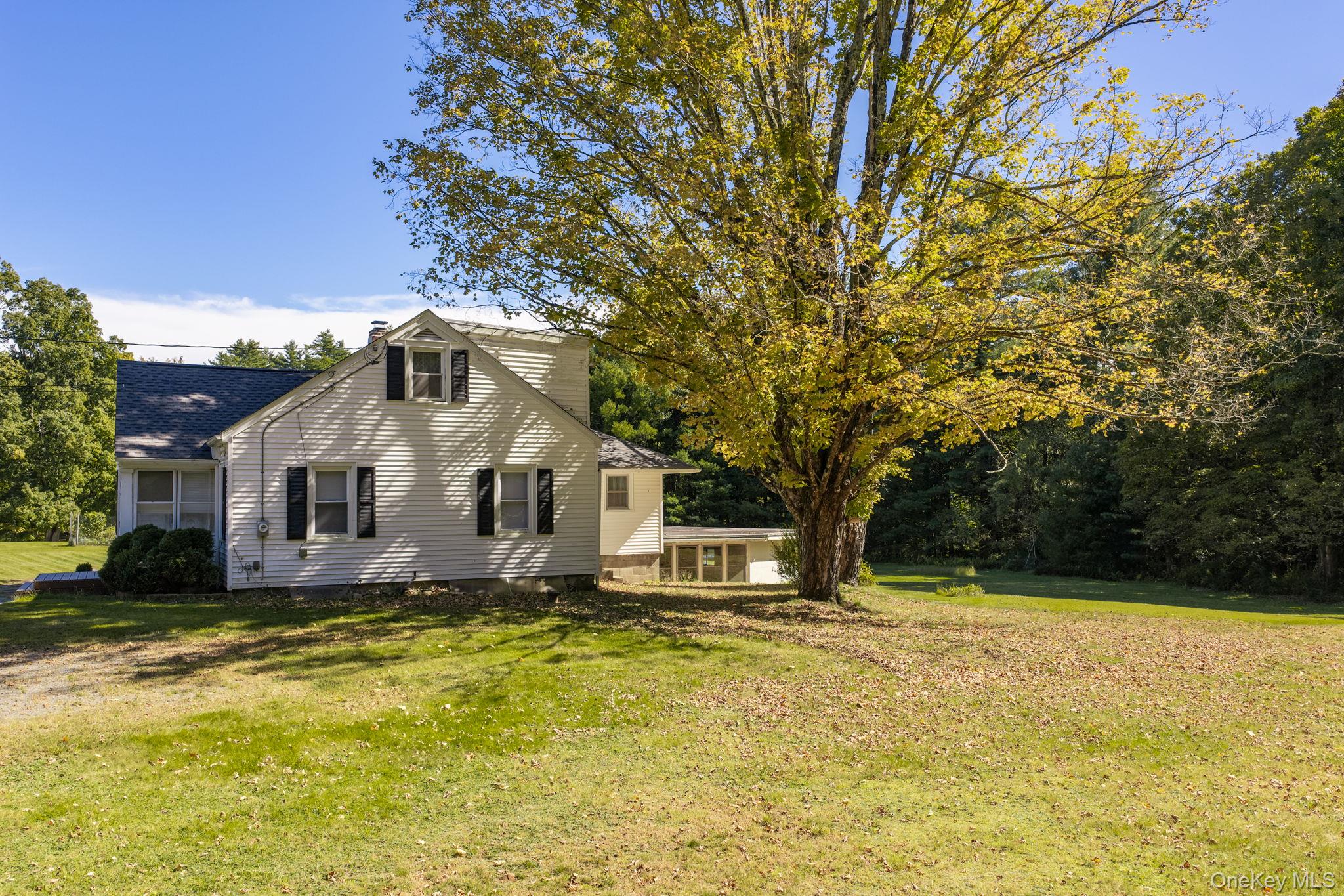 24 Wolf Lake Road Property Photo 6