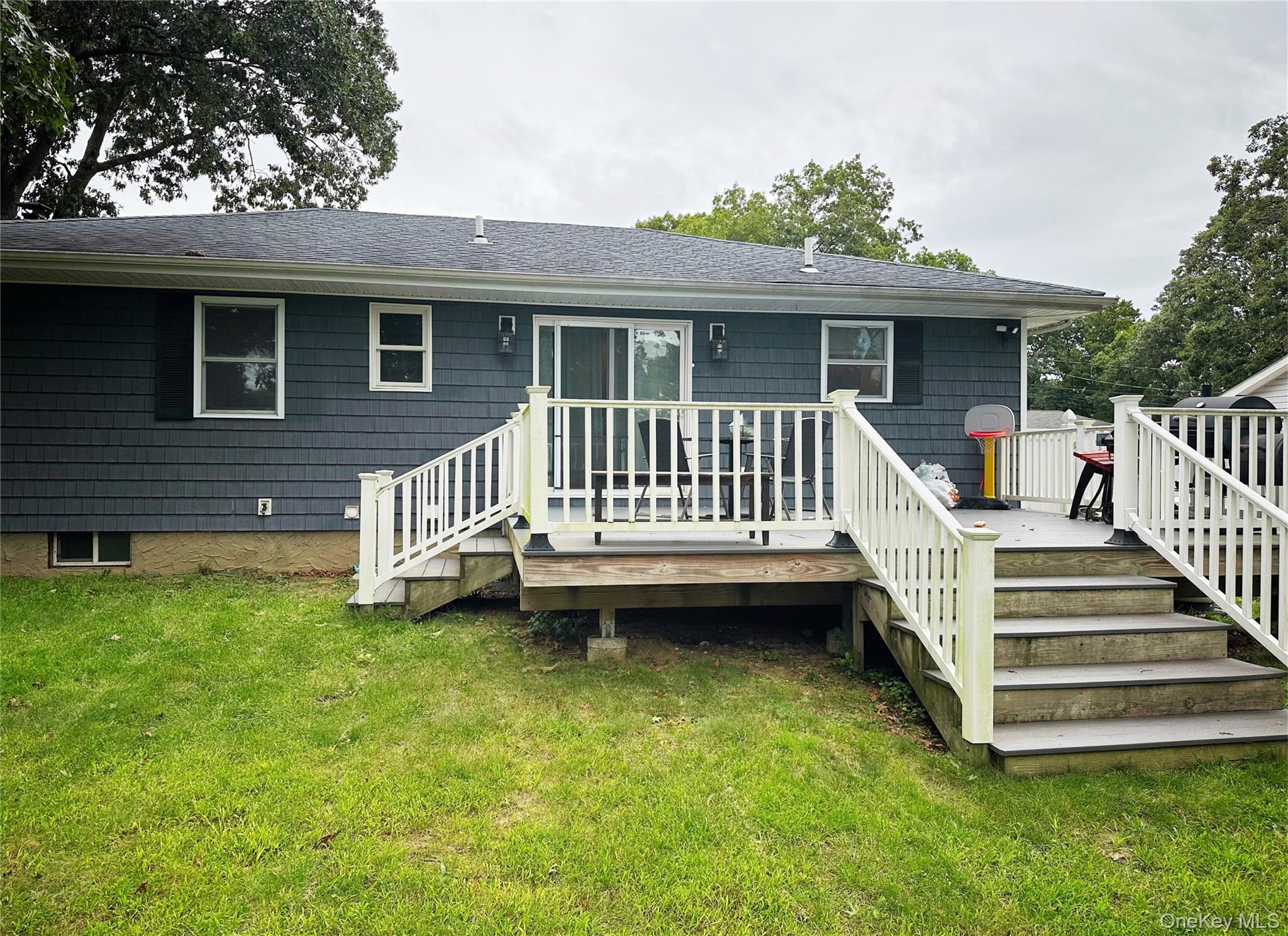 44 Floradora Drive Property Photo 19