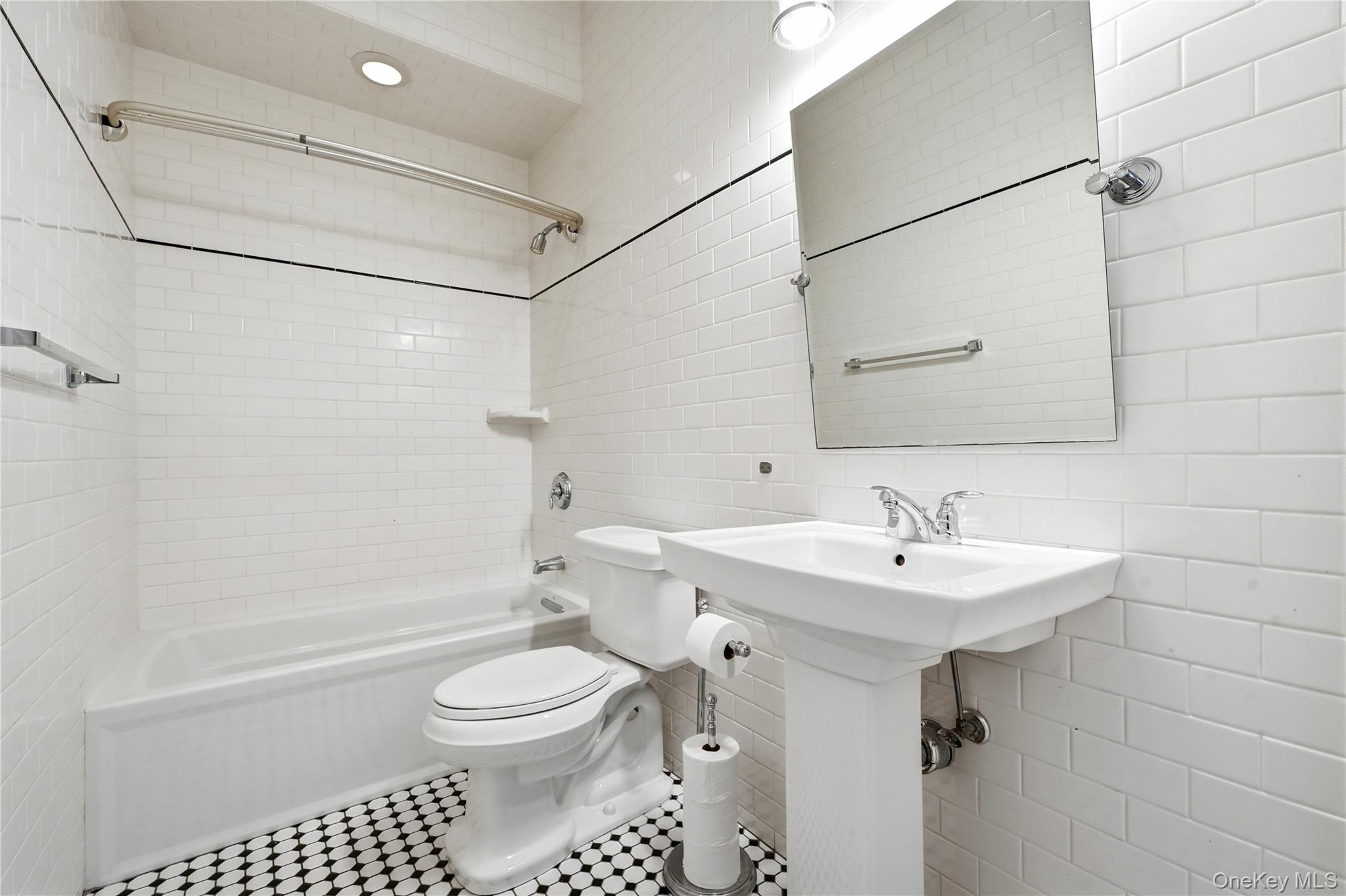 276 Main Street 2f Property Photo 20