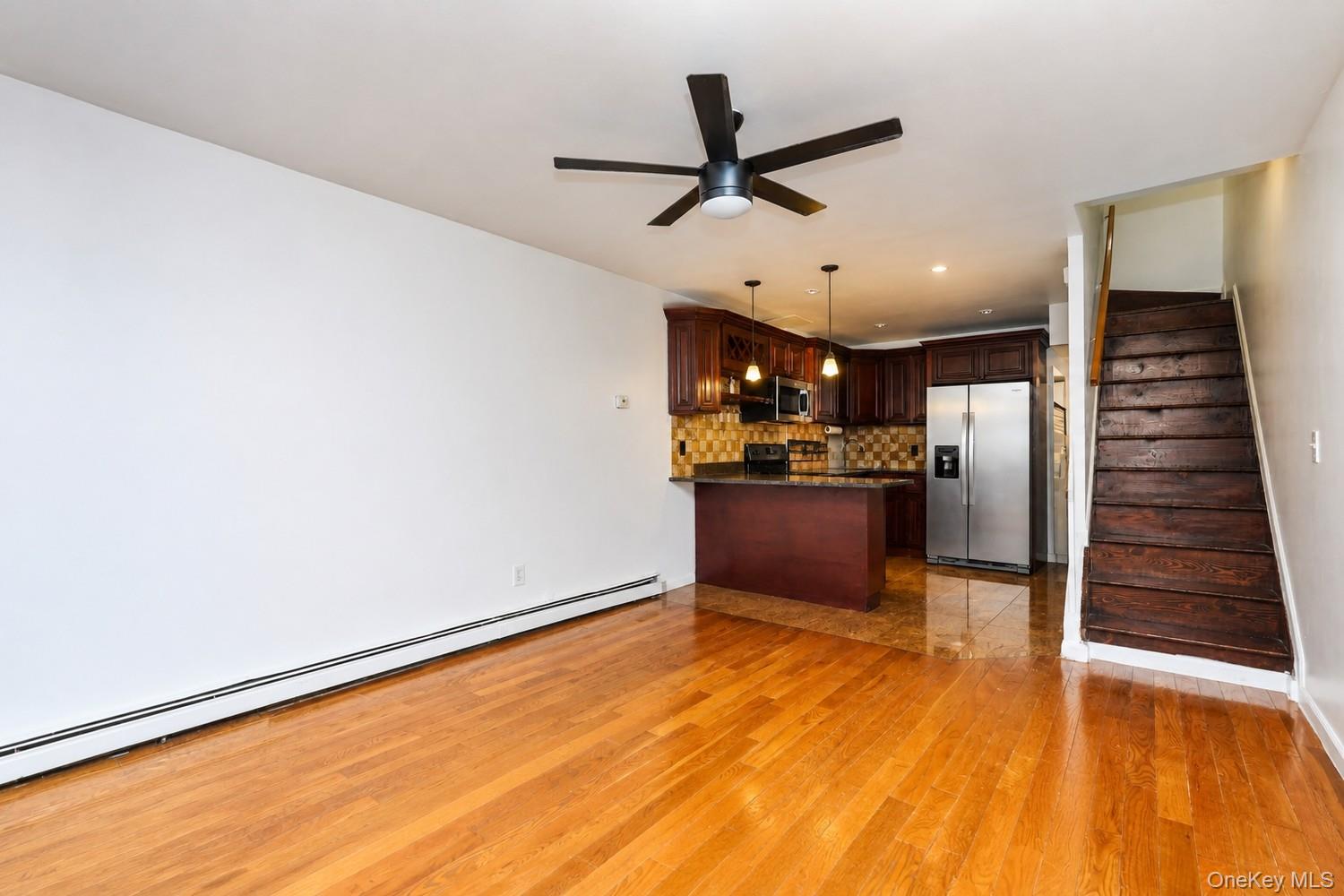 360 Barlow Avenue 6a Property Photo 3