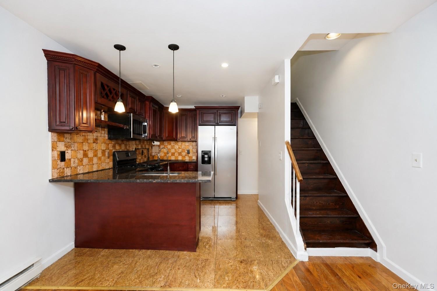 360 Barlow Avenue 6a Property Photo 7