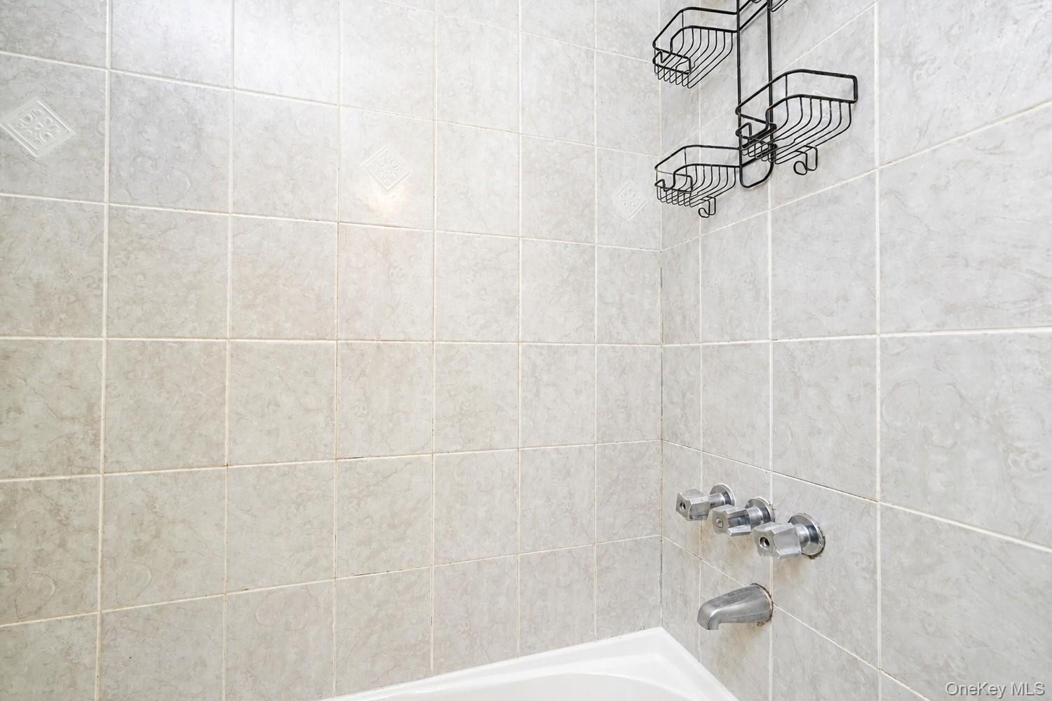 360 Barlow Avenue 6a Property Photo 12