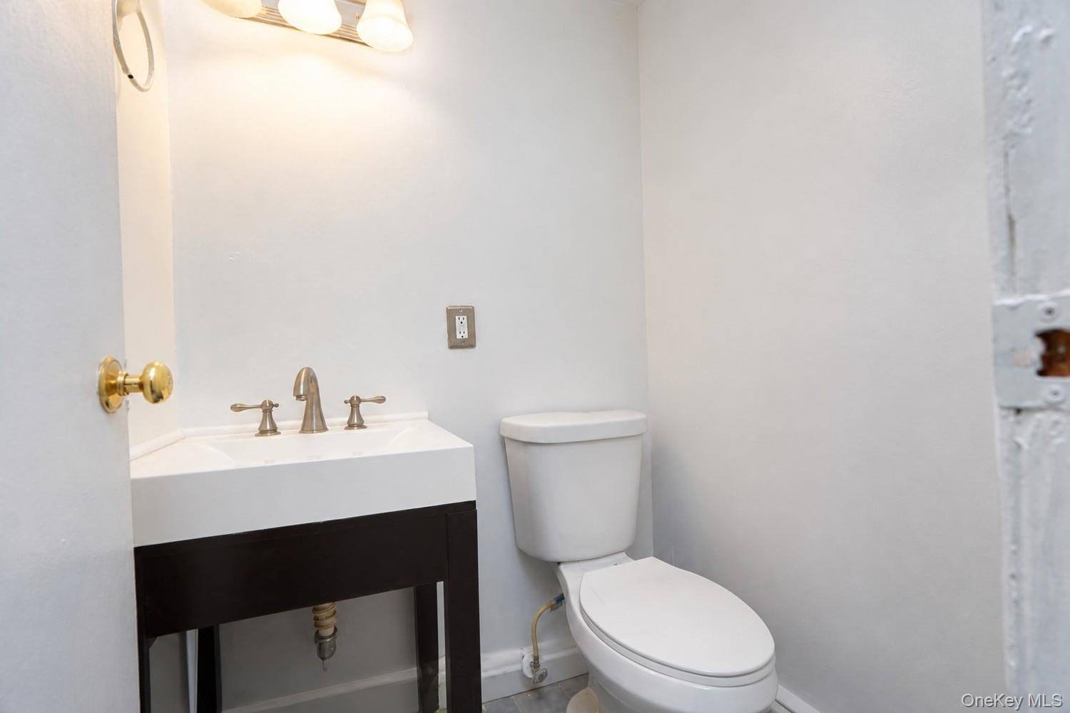 360 Barlow Avenue 6a Property Photo 21