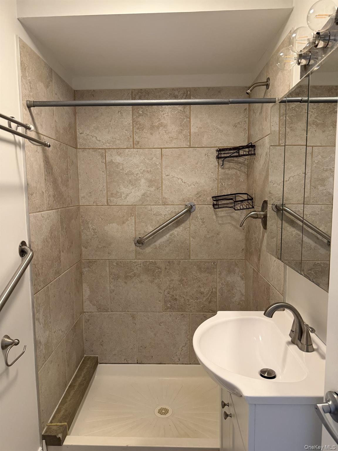 30 Orinoco Drive 1 Property Photo 5