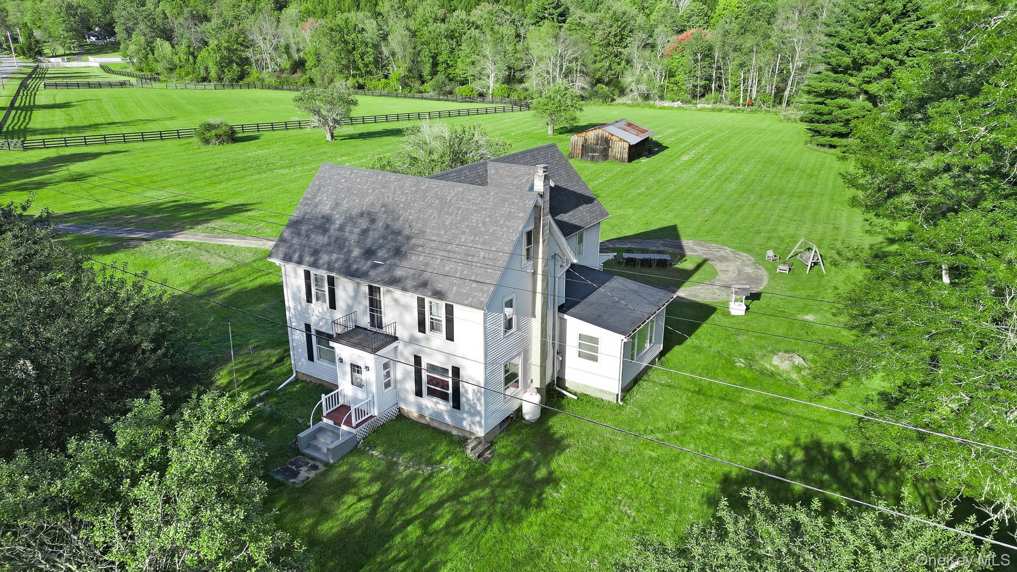 463 River Road Property Photo 2