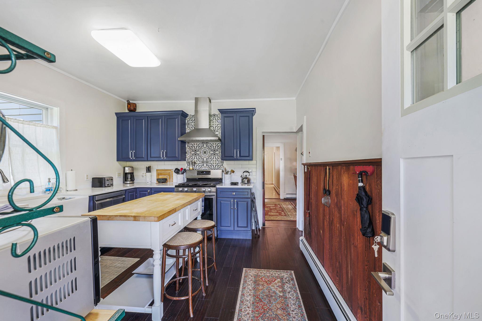 463 River Road Property Photo 10