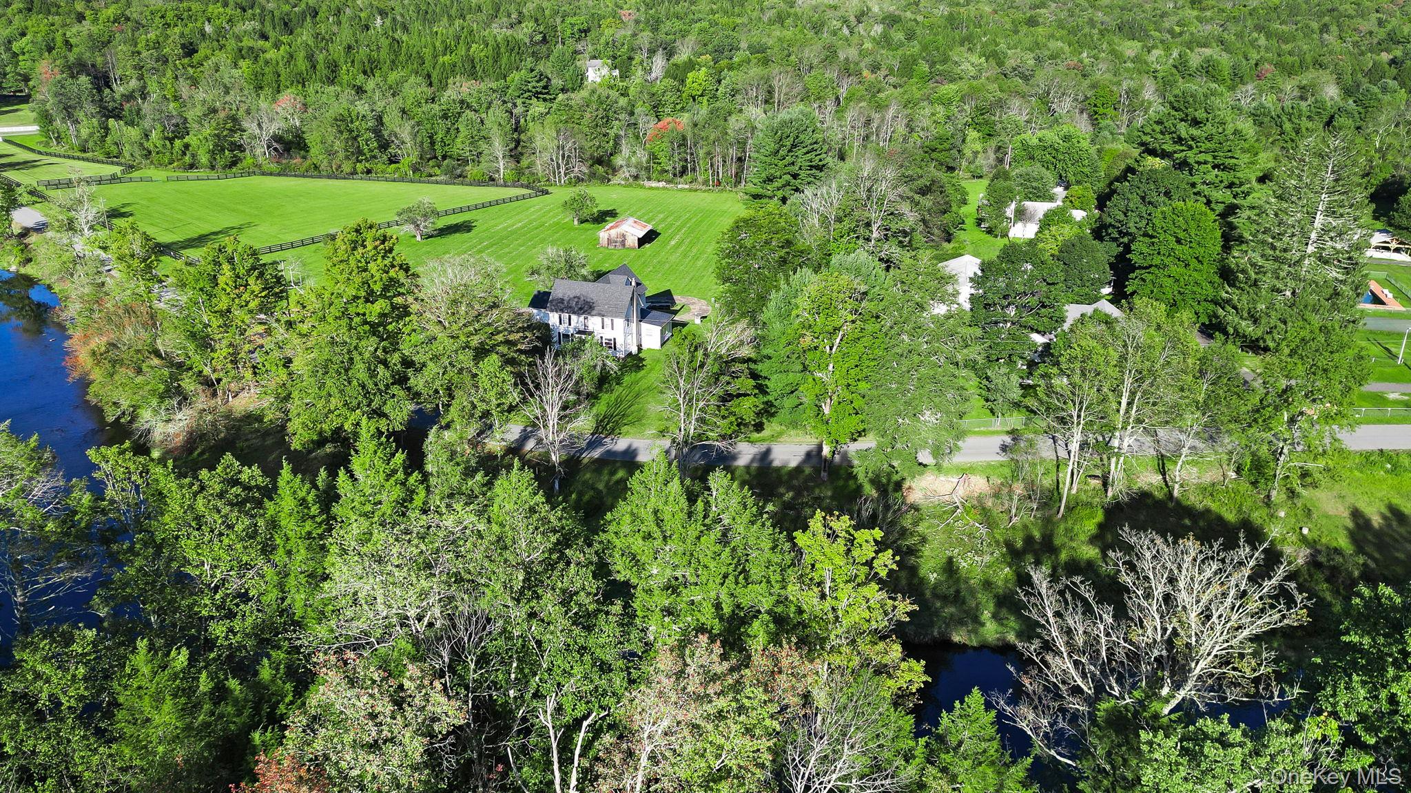 463 River Road Property Photo 43