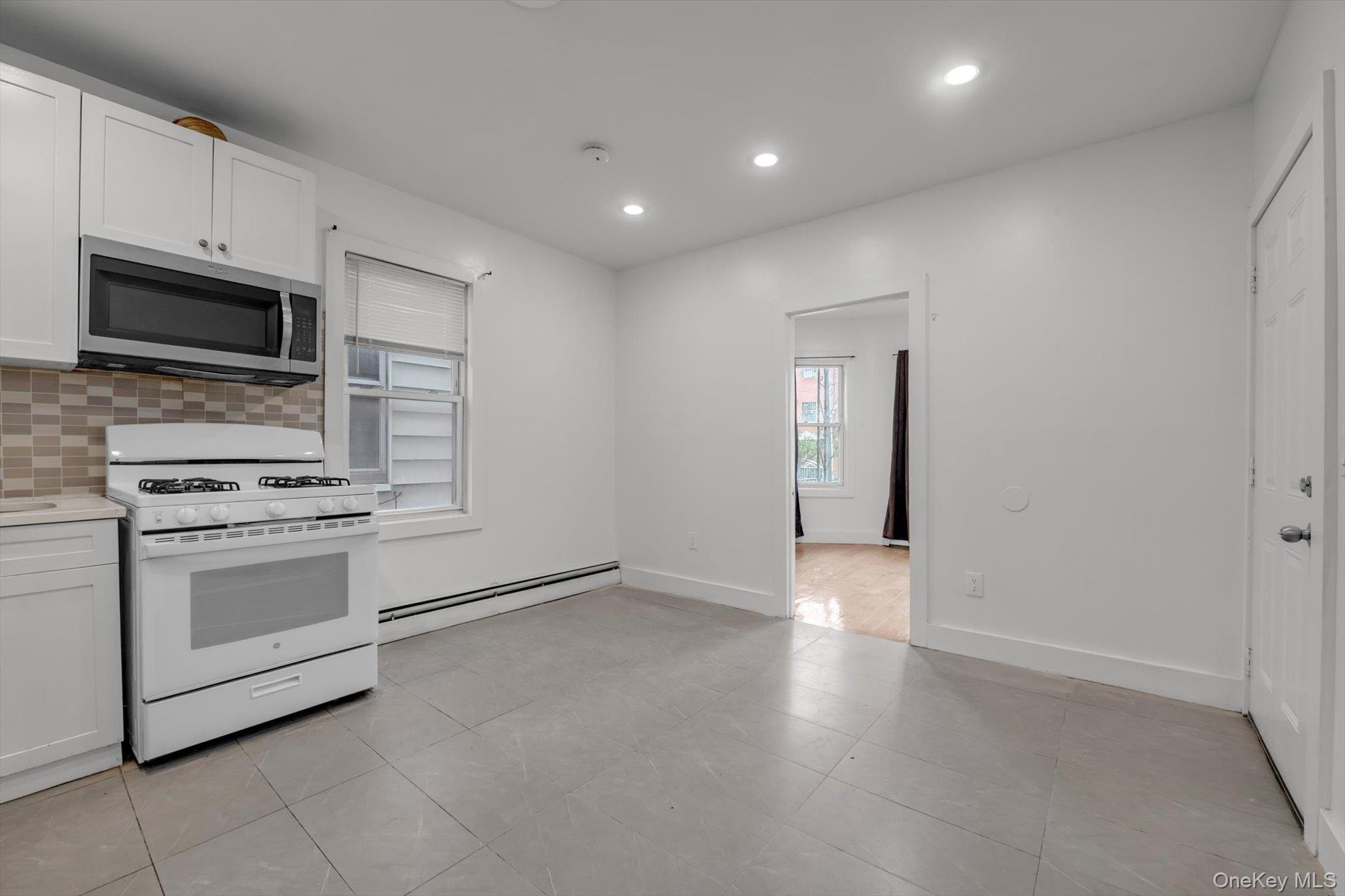 32-46 105th Street Property Photo 4