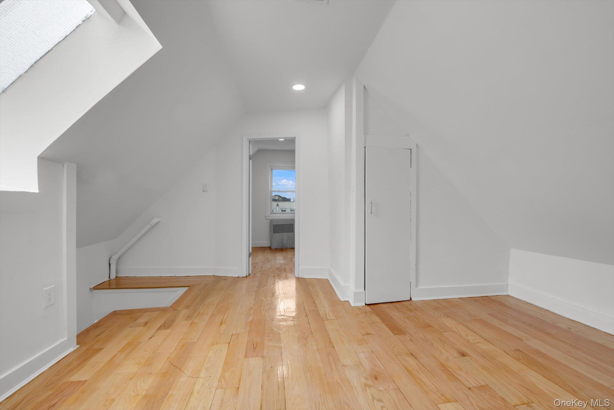32-46 105th Street Property Photo 14