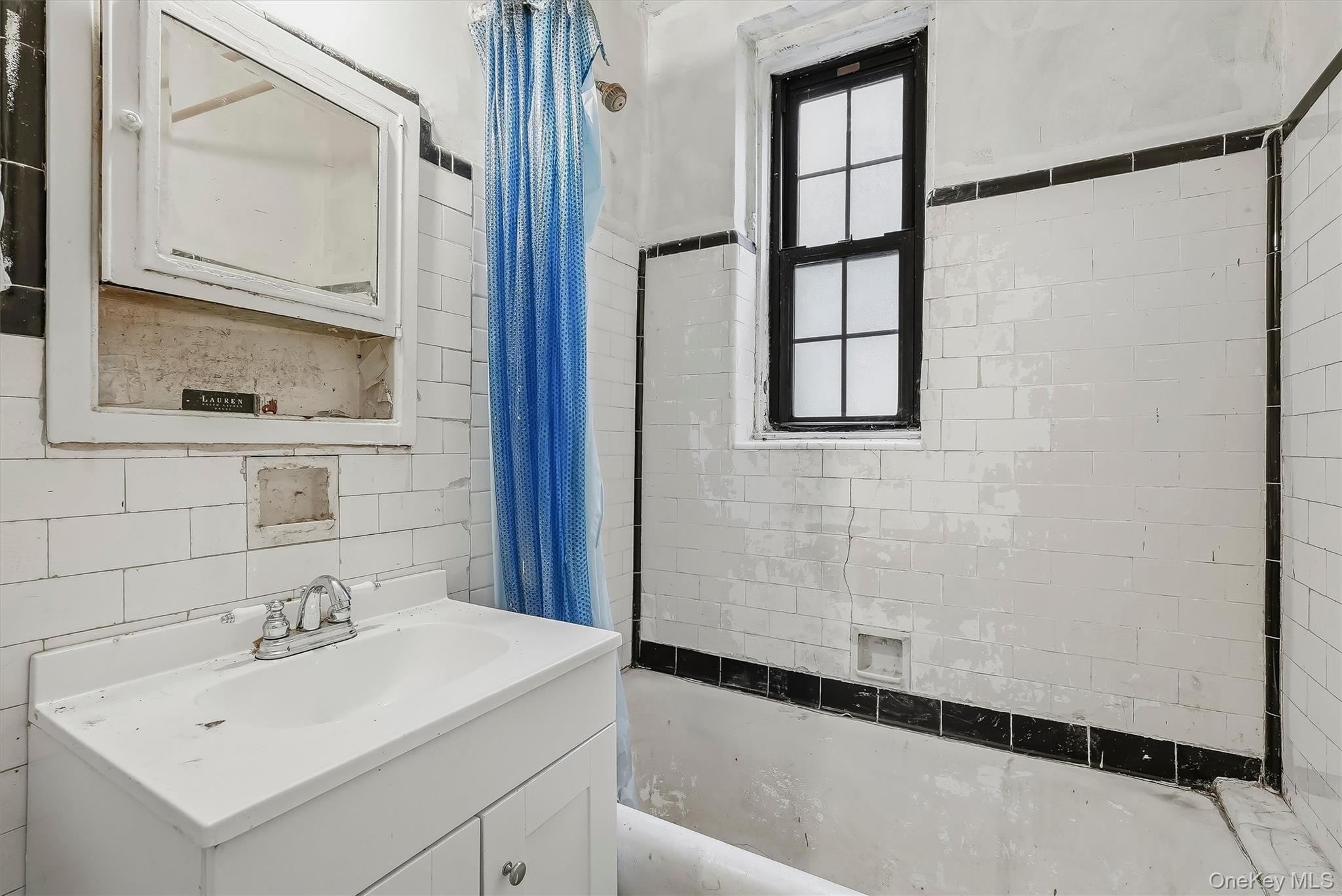 828 Bronx River Road 1ad Property Photo 32