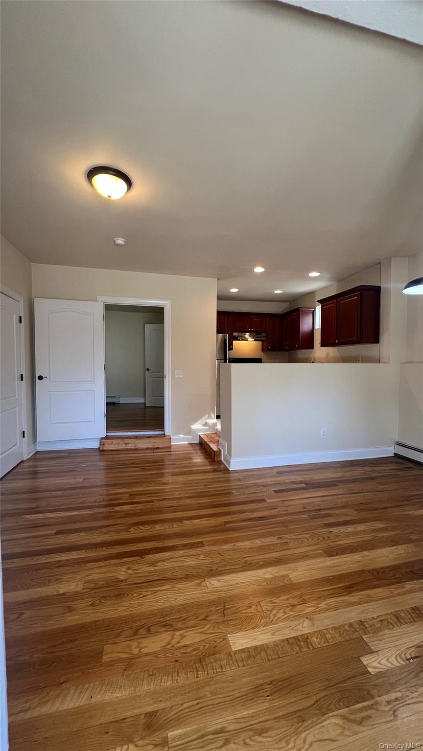44 E Main Street 1 Property Photo 3