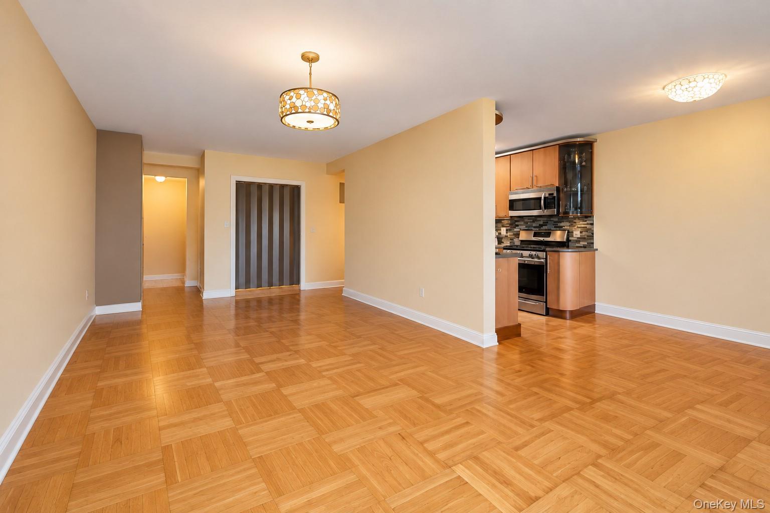 3901 Independence Avenue 4f Property Photo 3
