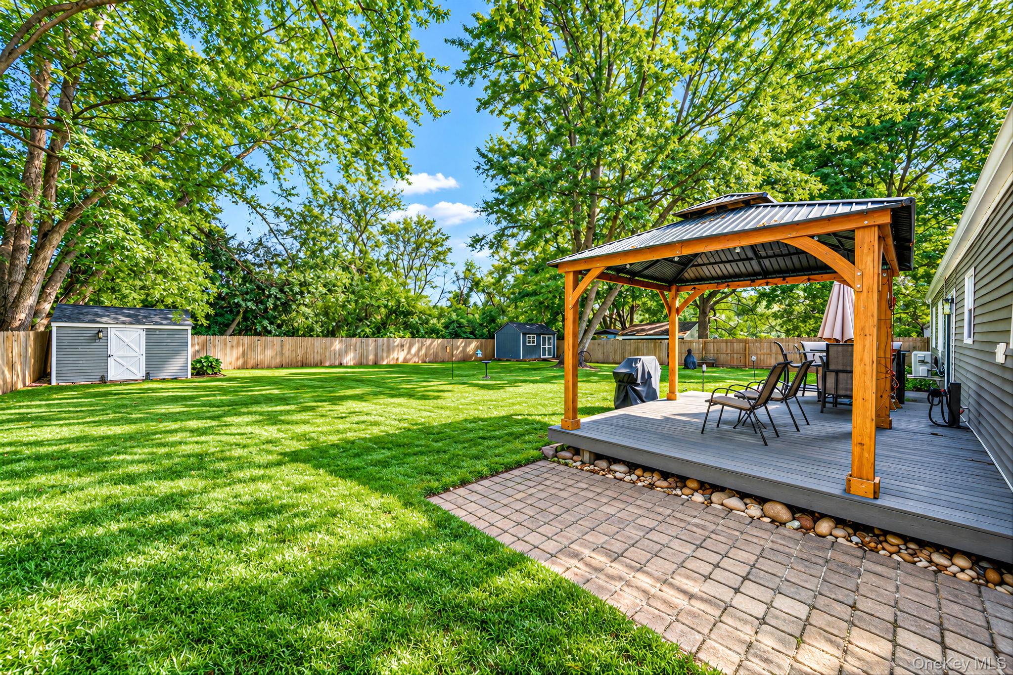 105 Raynor Road Property Photo 3