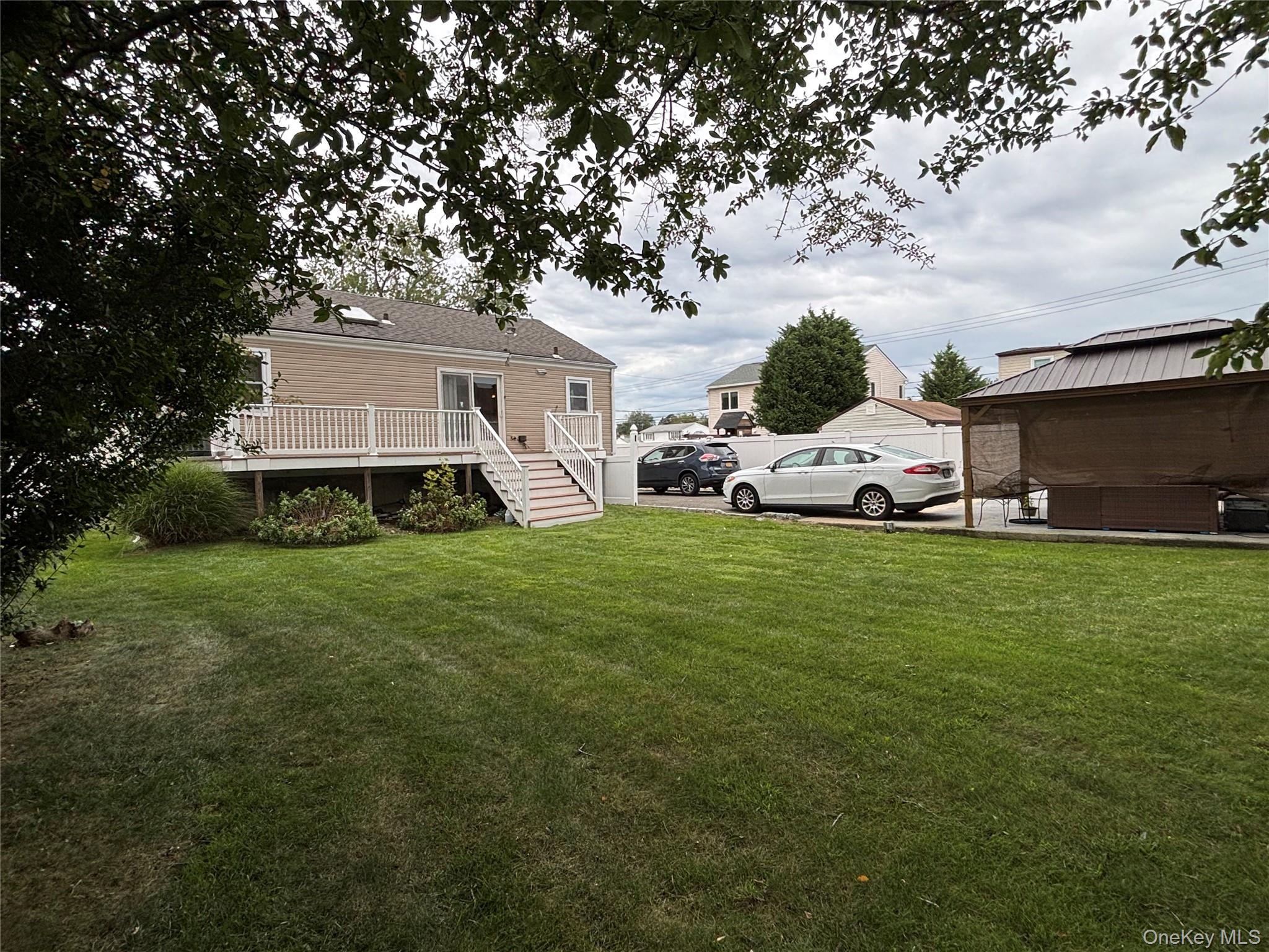 120 Lincoln Place Property Photo 20