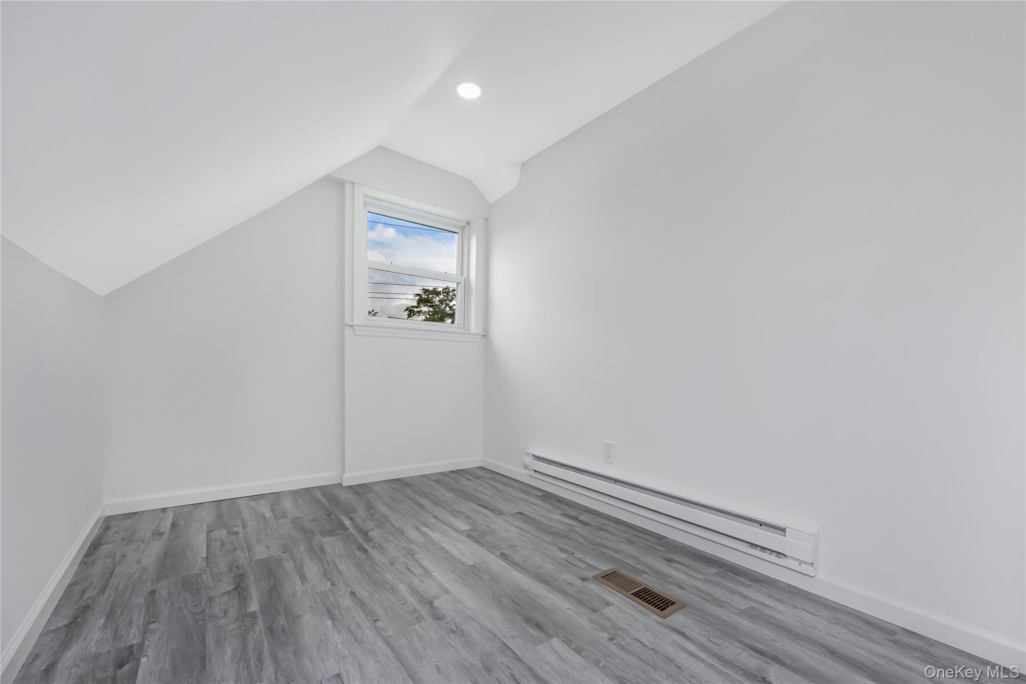 19808 120th Avenue Property Photo 9