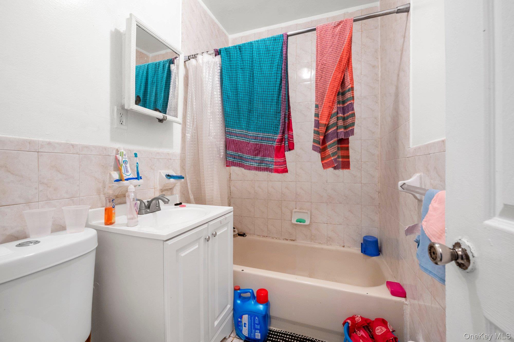 945a Herkimer Street A Property Photo 7