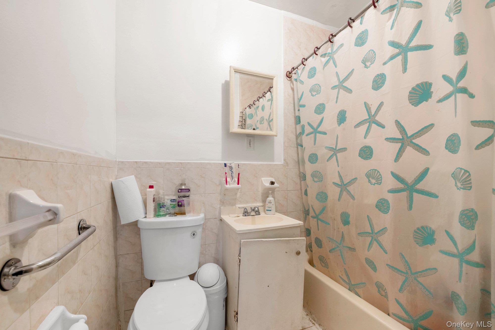 945a Herkimer Street A Property Photo 8