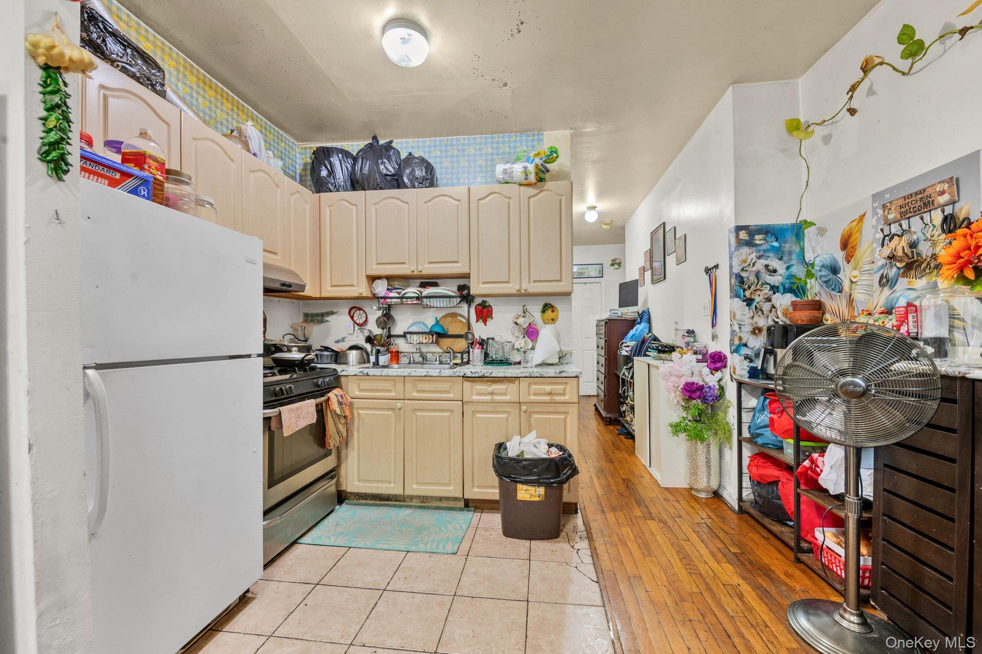 945a Herkimer Street A Property Photo 18