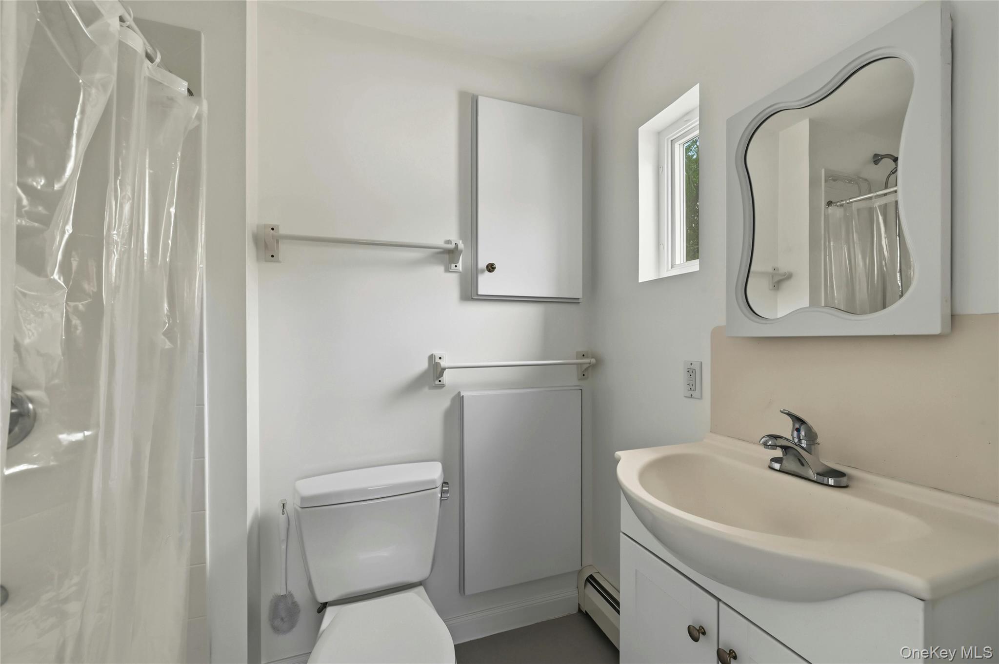 930 Tooker Avenue Property Photo 17