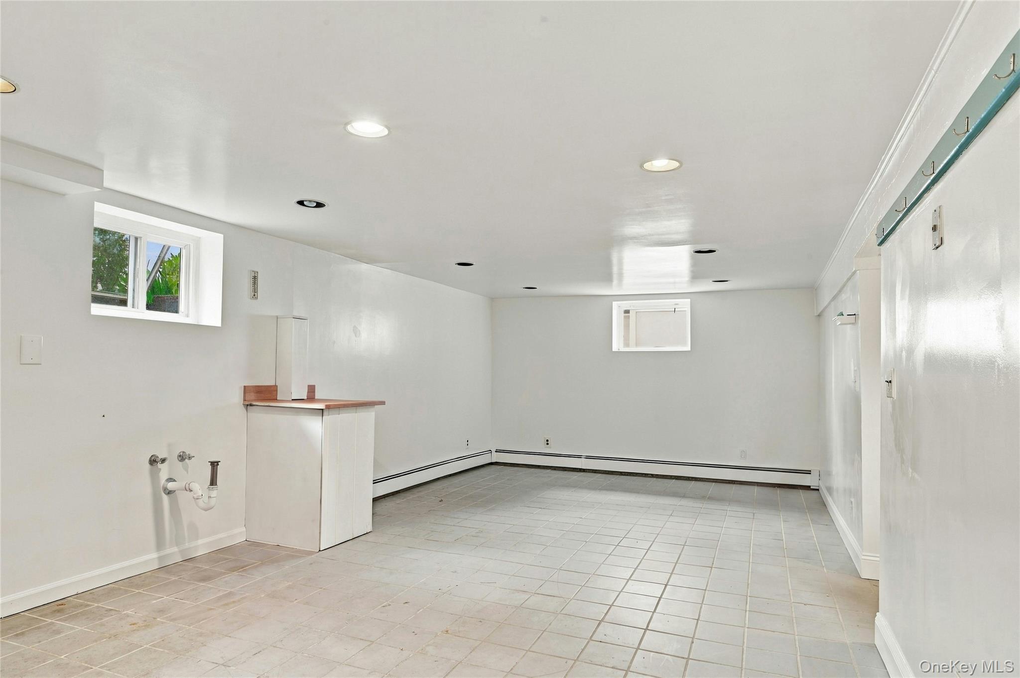 930 Tooker Avenue Property Photo 18