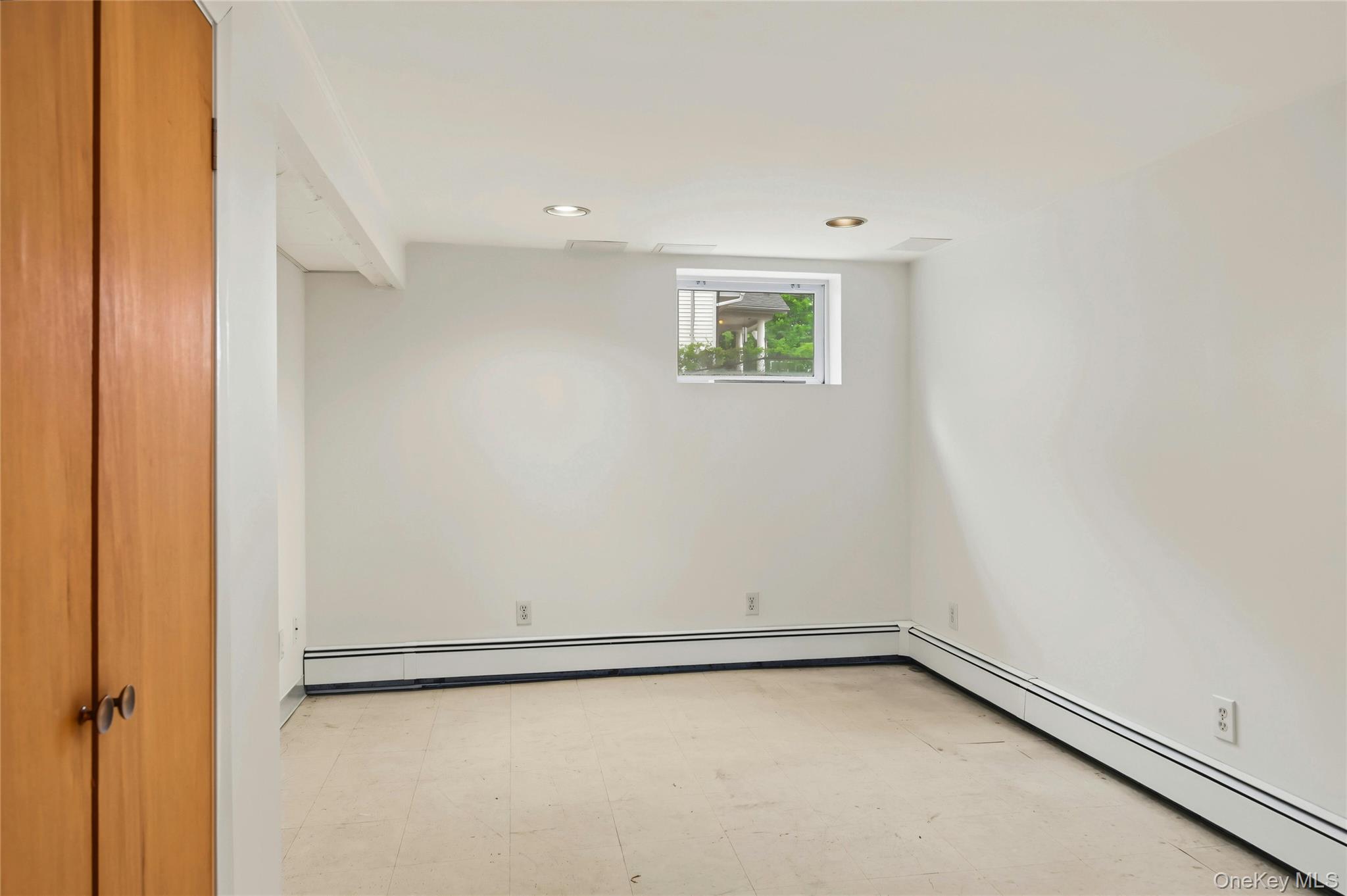 930 Tooker Avenue Property Photo 21