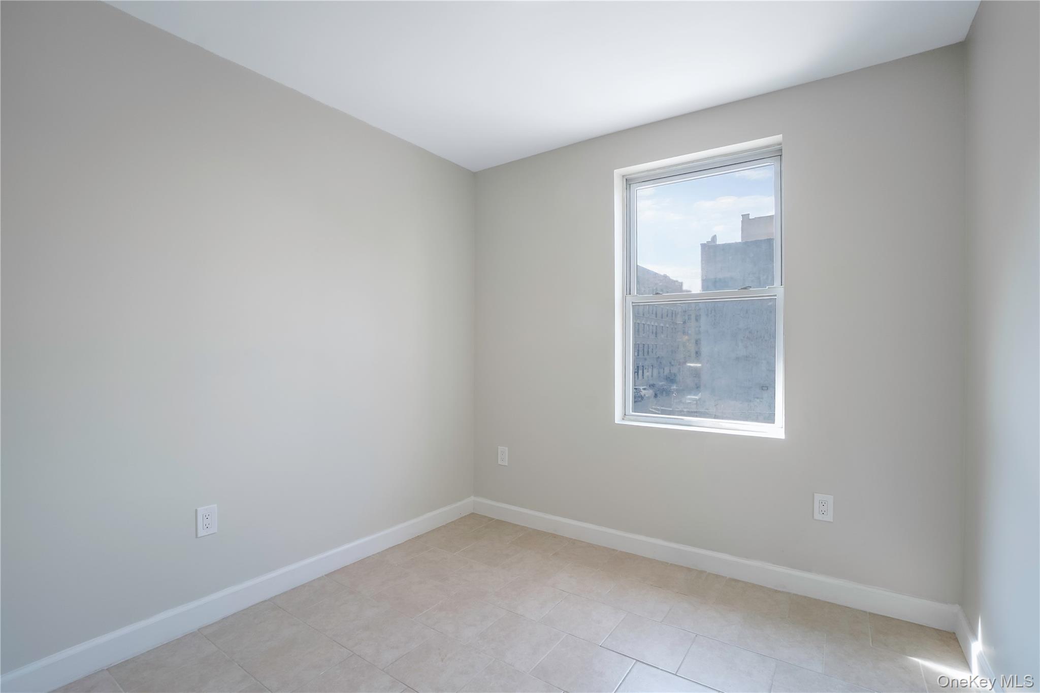 613 Oak Terrace Property Photo 15