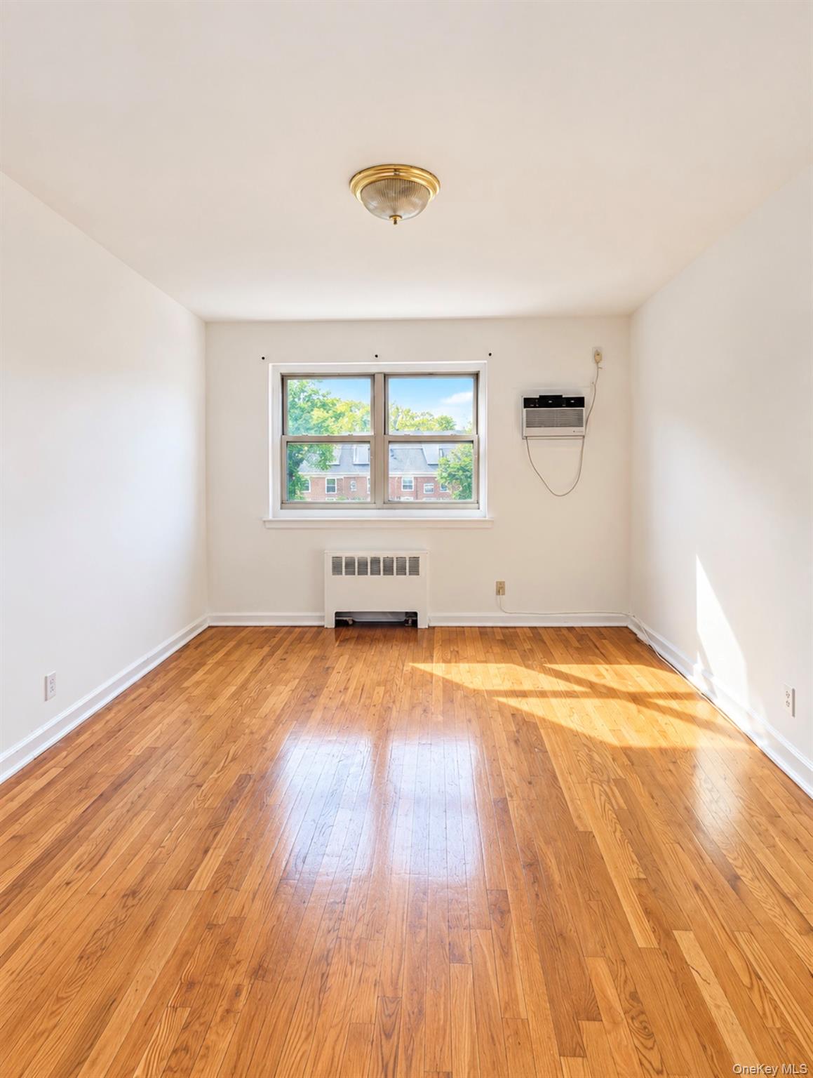 6938 Kissena Boulevard A Property Photo 4
