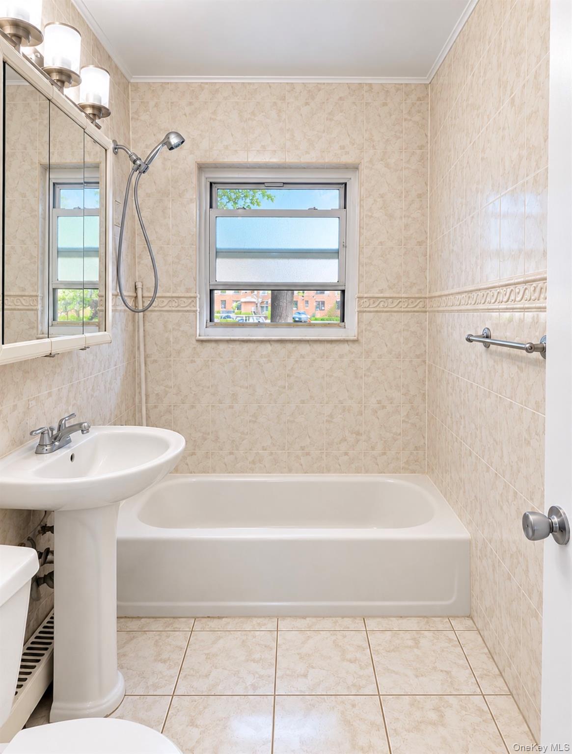 6938 Kissena Boulevard A Property Photo 6