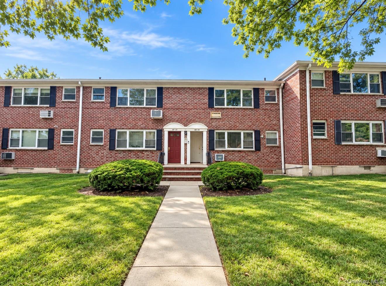 6938 Kissena Boulevard A Property Photo 7