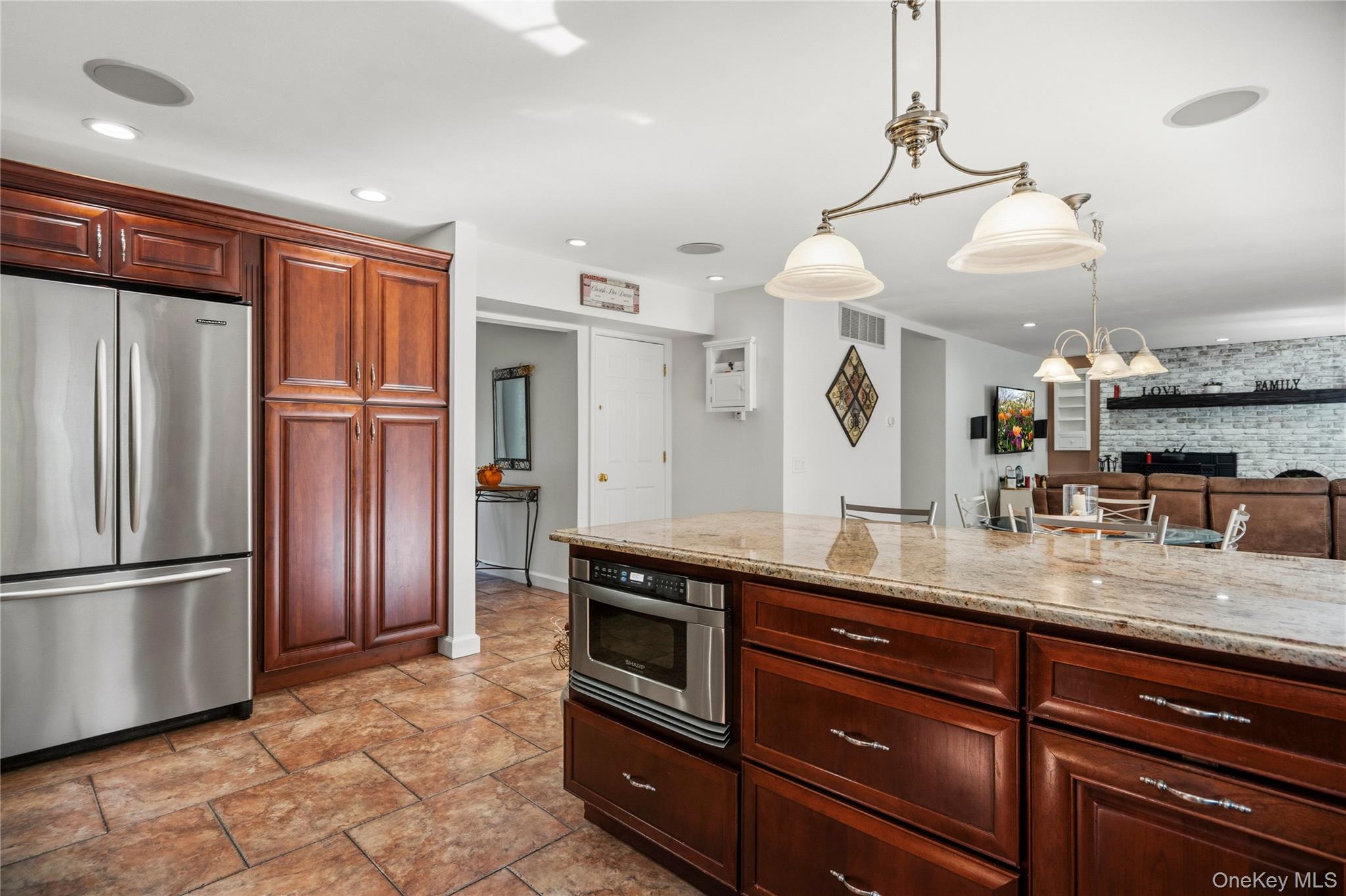 12 Brooktree Court Property Photo 11