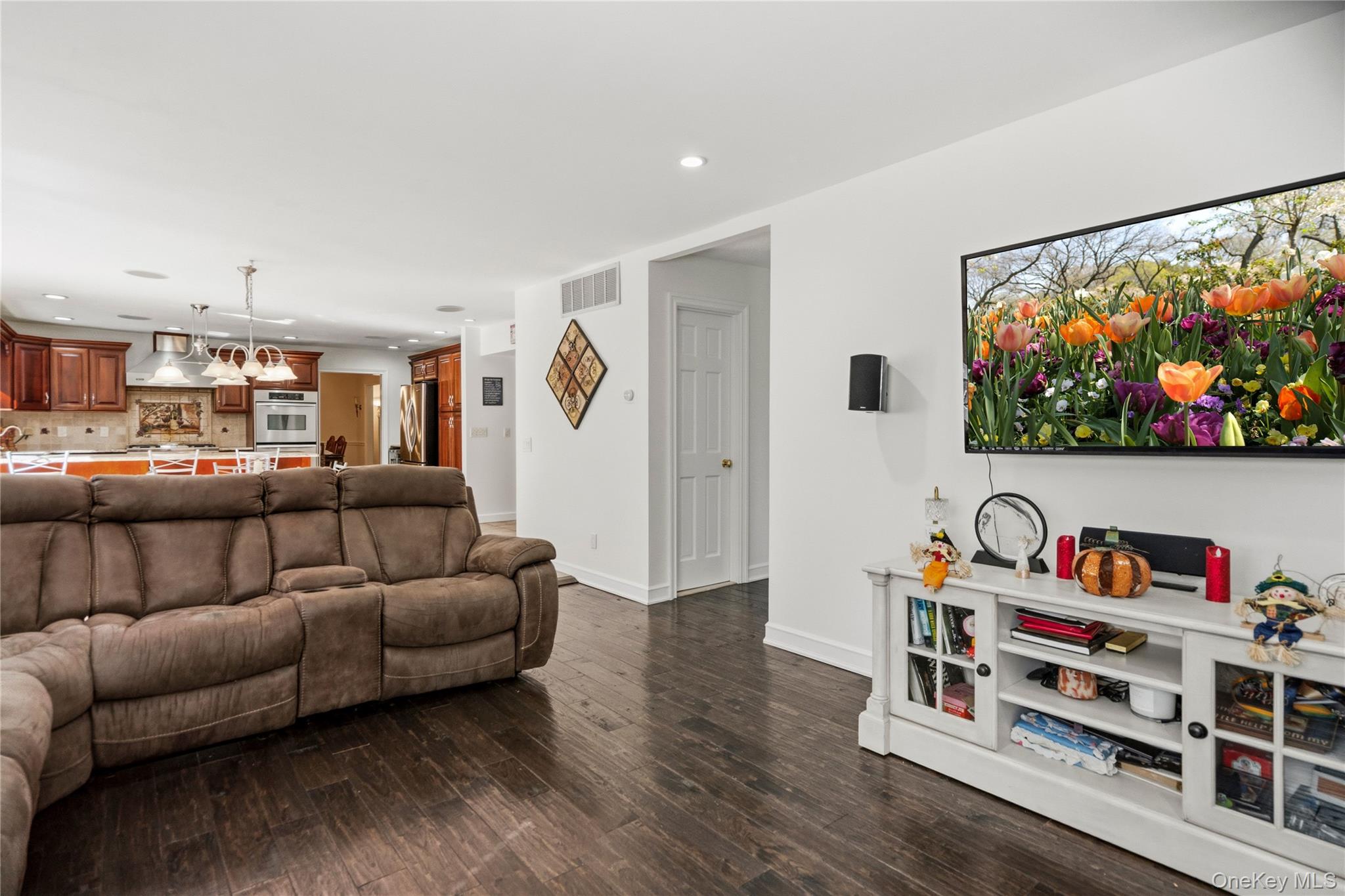 12 Brooktree Court Property Photo 17