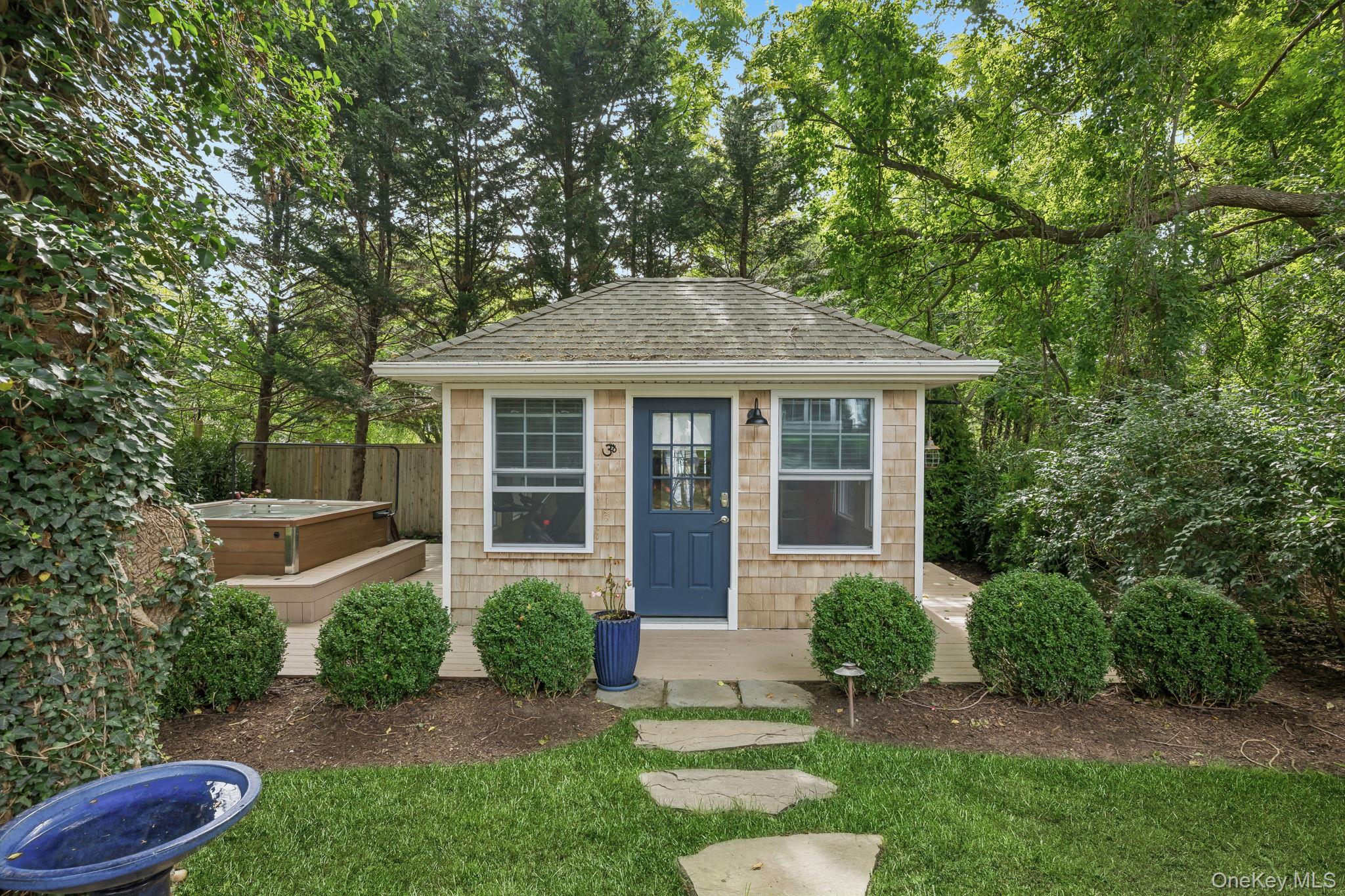 3 Andiron Lane Property Photo 33