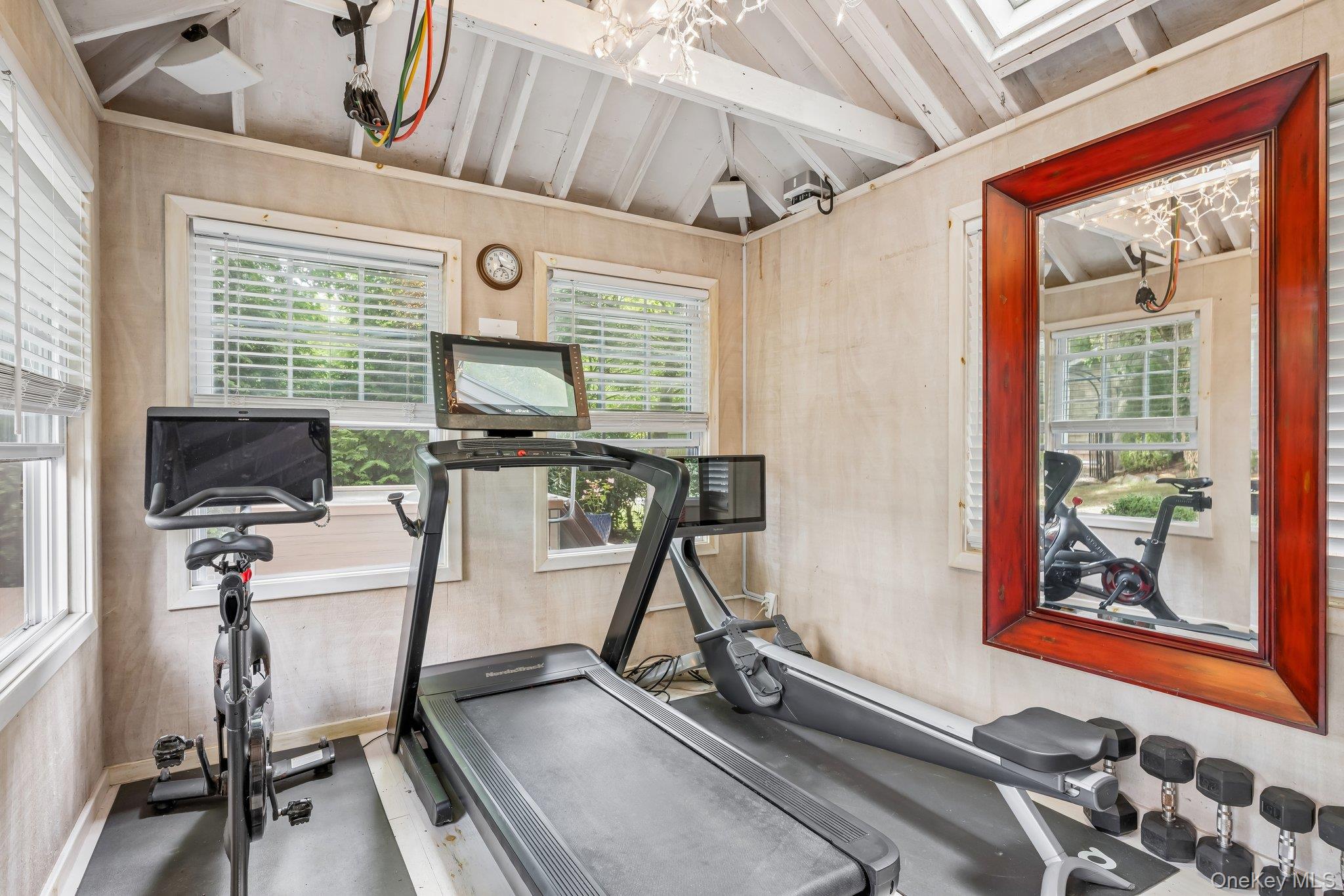 3 Andiron Lane Property Photo 34