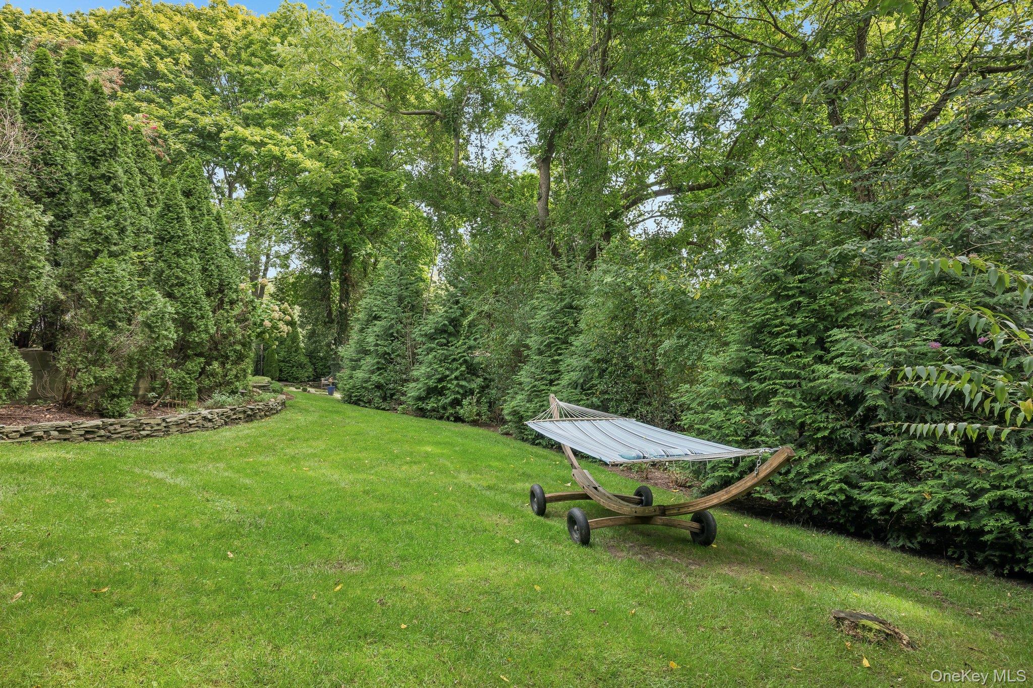 3 Andiron Lane Property Photo 35