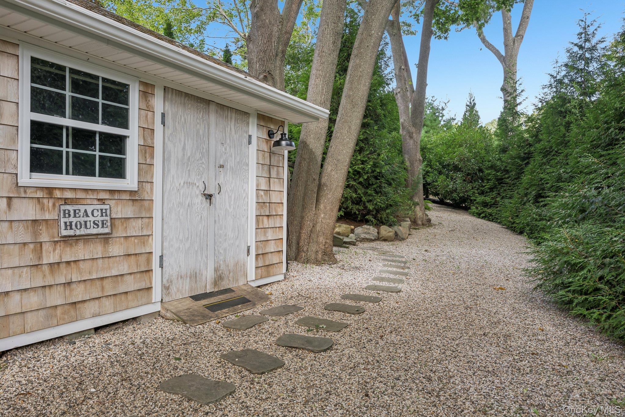 3 Andiron Lane Property Photo 39
