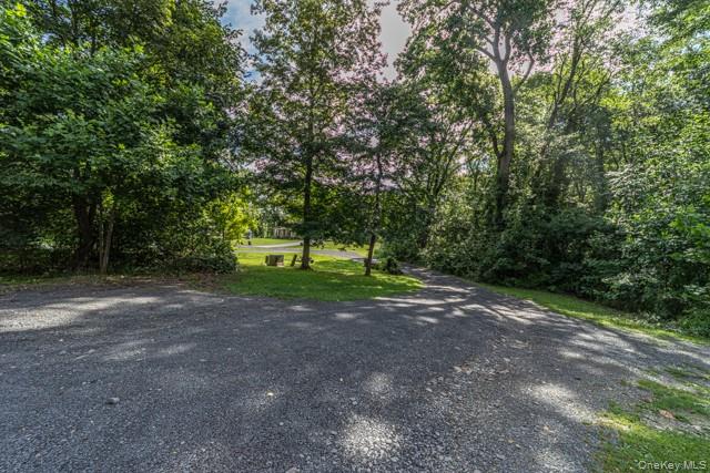 8 Mcdonough Way Property Photo 2