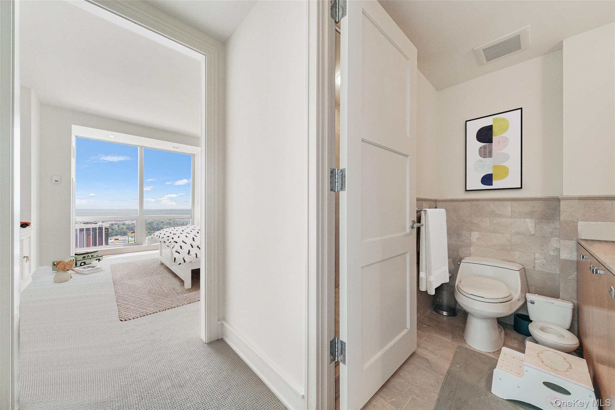 1 Renaissance Square Property Photo 22