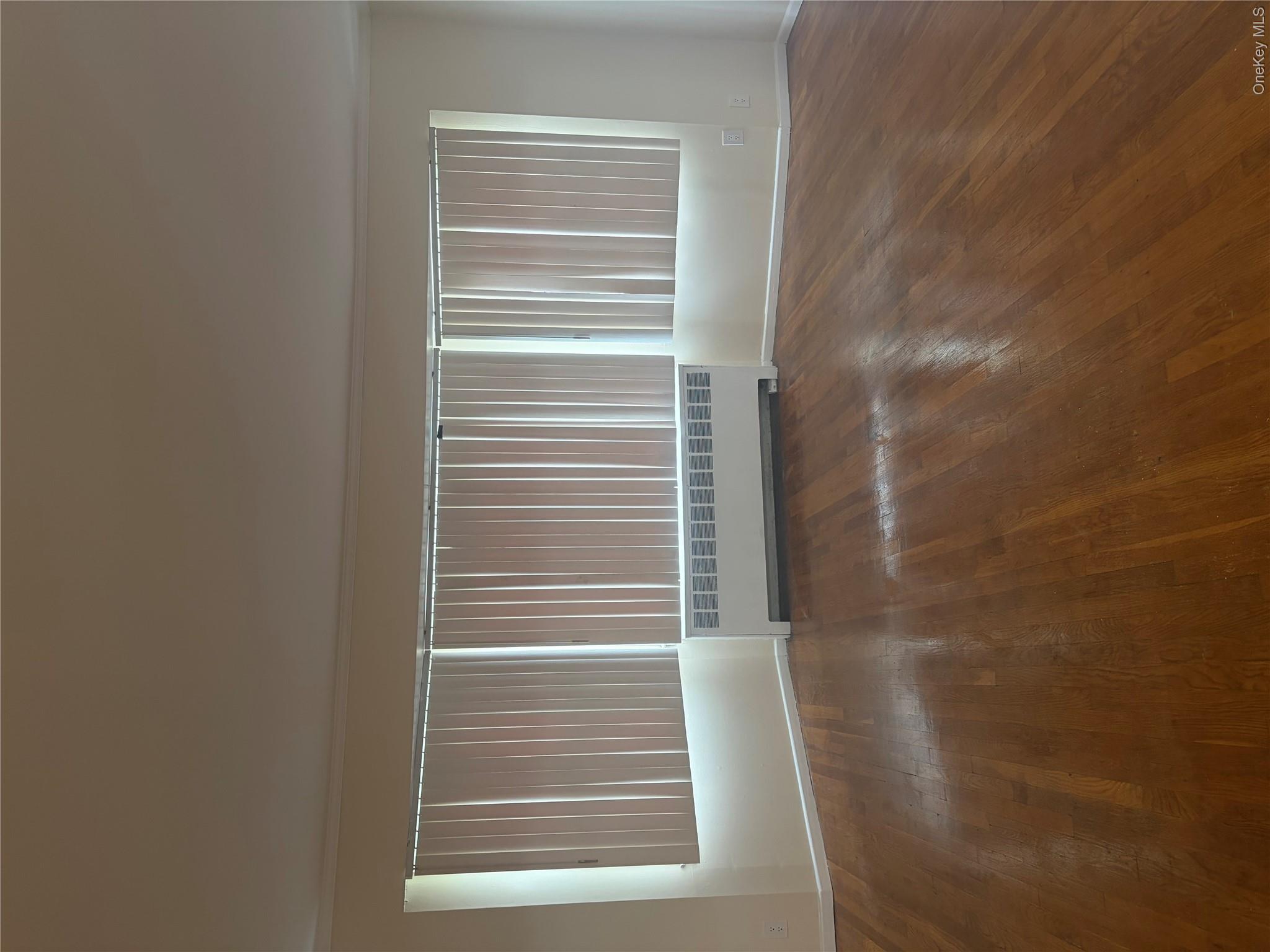 224 E Pennywood Avenue Property Photo 2
