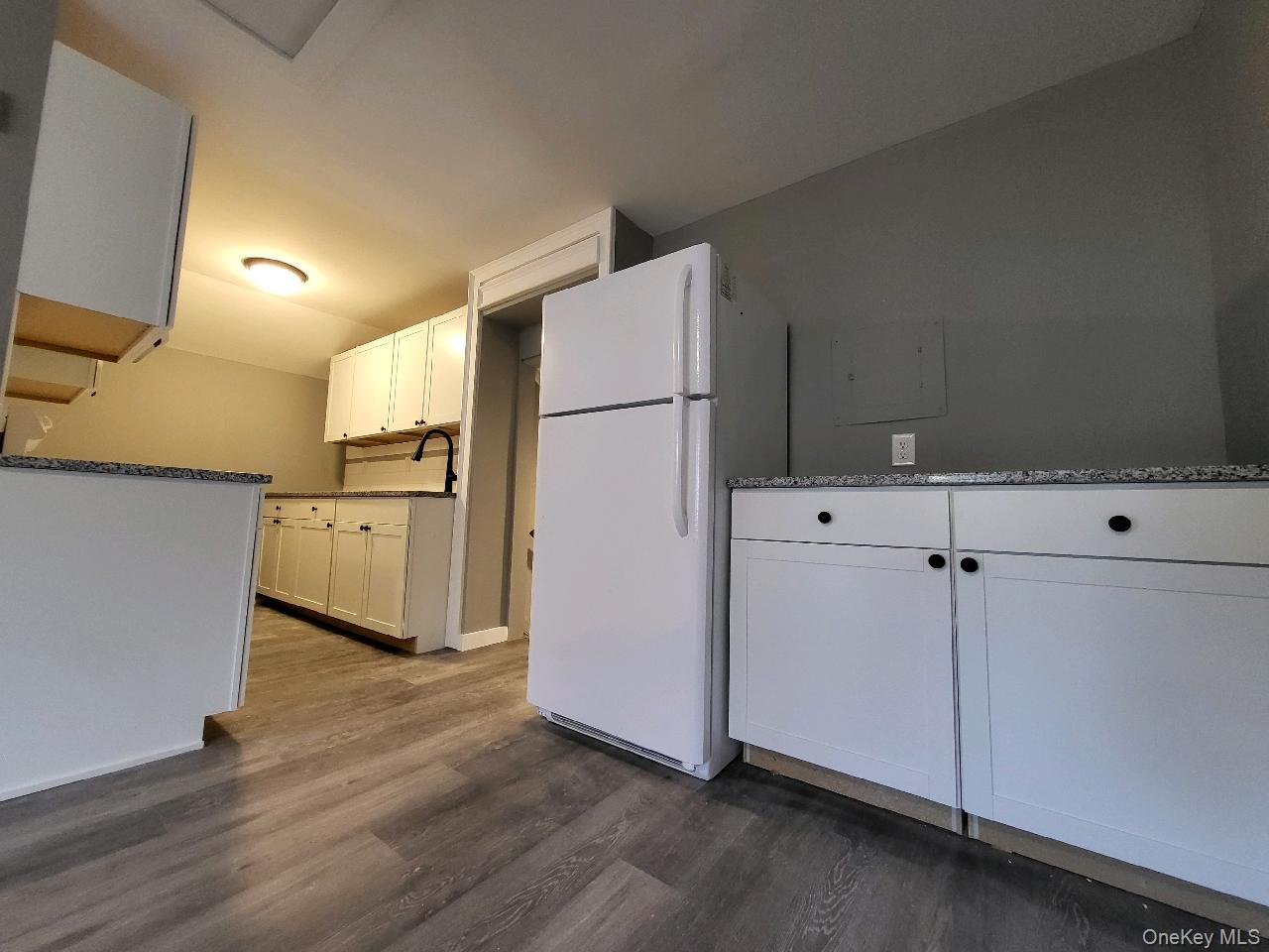 1 S Montgomery Street #b Property Photo 12