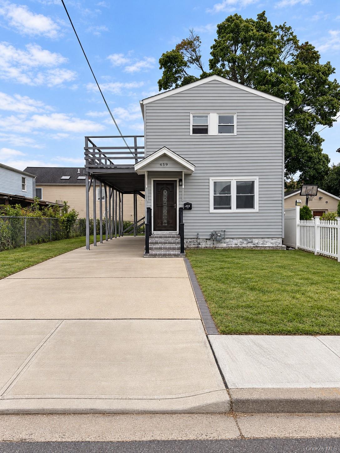 459 Roquette Avenue Property Photo 1